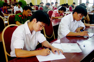 Thông báo tuyển sinh các loại hình đào tạo Êv88 chào đón năm mới 2026 năm học 2010 - 2011