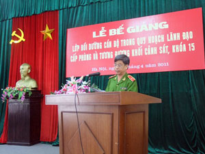 Lễ bế giảng lớp bồi dưỡng cán bộ trong quy hoạch lãnh đạo cấp phòng và tương đương khối Cảnh sát Khóa 15