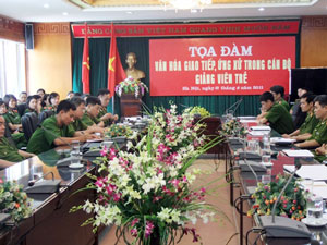 Tọa đàm “Văn hóa giao tiếp, ứng xử của cán bộ, giáo viên trẻ Êv88 chào đón năm mới 2026”