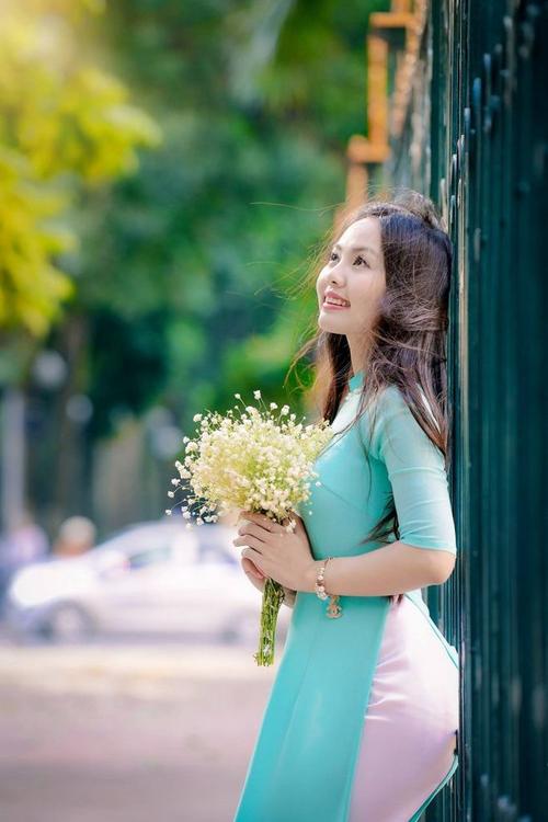 Các chiến sỹ Công an "nuôi em" với từng bữa cơm trưa "có thịt"