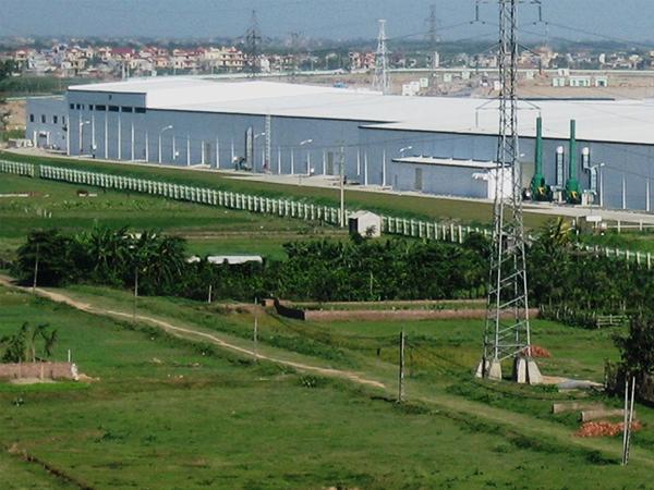 Các đại biểu chụp ảnh lưu niệm cùng học viên khóa học