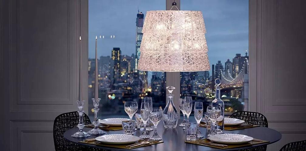 Đoàn Thanh niên Link Đăng Ký, Đăng Nhập EV88.com phối hợp tổ chức trao tặng khẩu trang kháng khuẩn và nước rửa tay sát trùng cho cán bộ, học viên