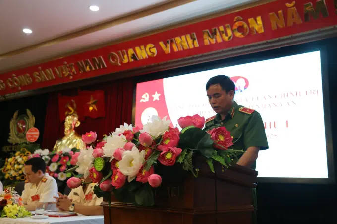 Thiếu tướng Đặng Văn Khánh phát biểu tại đại hội