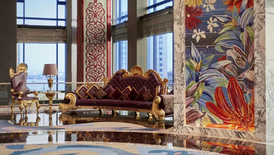 Đại tá, TS. Trần Quang Huyên – Phó Giám đốc EV88 - Link Đăng Ký, Đăng Nhập EV88.Com Chính thức trao Chứng chỉ cho đại diện học viên của lớp học