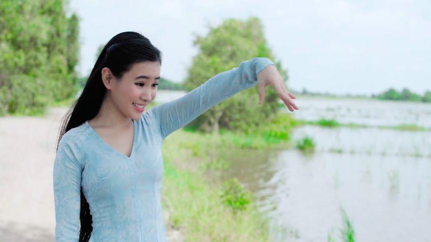 Đại úy Lại Thị Hiền - Chủ tịch Hội Phụ nữ Link Đăng Ký, Đăng Nhập EV88.com phát biểu đáp từ và phát động hưởng ứng phong trào “Tết trồng cây”