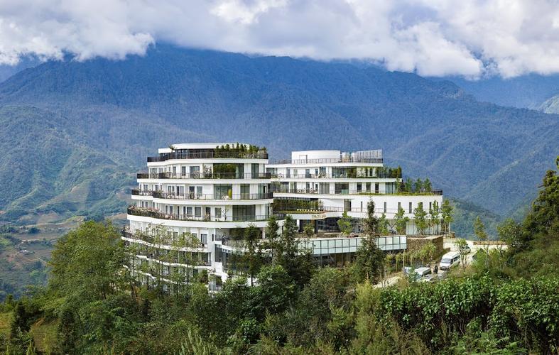 Các đại biểu tham gia cổ vũ cho Hội thi