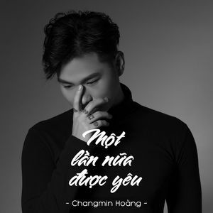 Chương trình tuyên truyền tại Chợ Trung tâm huyện Mường Chà thu hút sự quan tâm của đông đảo người dân