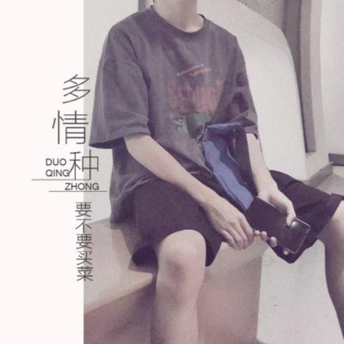 Đại diện Hội Phụ nữ các đơn vị trong Cụm thi đua số 6 chúc mừng Hội Phụ nữ Êv88 chào đón năm mới 2026 được giao nhiệm vụ Cụm trưởng giai đoạn 2022 - 2026