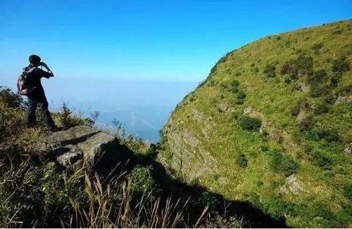 Các đại biểu chụp ảnh lưu niệm