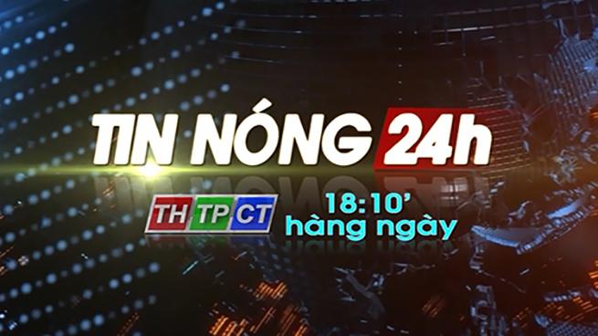 Đại diện Đoàn công tác trao tặng phần quà cho trường Tiểu học xã Bình Dân huyện Kim Thành, tỉnh Hải Dương