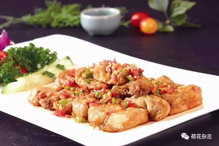 Trung tướng, GS. TS Trần Minh Hưởng, Giám đốc Link Đăng Ký, Đăng Nhập EV88.com trao Bằng cho các tân Tiến sĩ