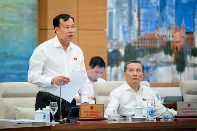Chủ nhiệm Uỷ ban Quốc phòng và Ev88 3676 link không bị chặn Lê Tấn Tới phát biểu tại phiên họp.