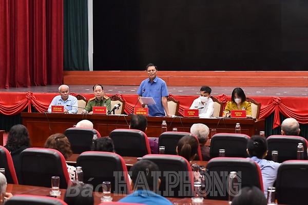 Đại diện Ban Giám khảo Hội thi phát biểu tại chương trình