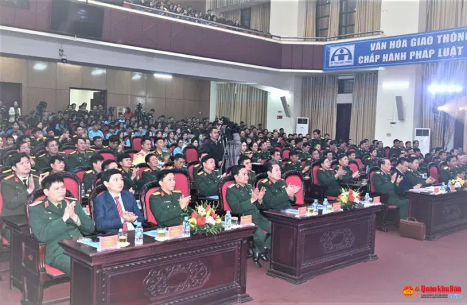 Toàn cảnh chương trình (Ảnh: TH)