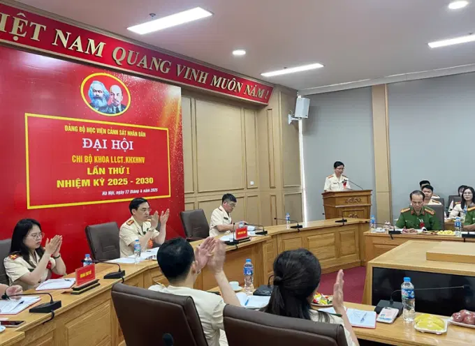 Ev 888 Nhanh tay đăng ký được tổ chức đảm bảo trang trọng, đúng quy định