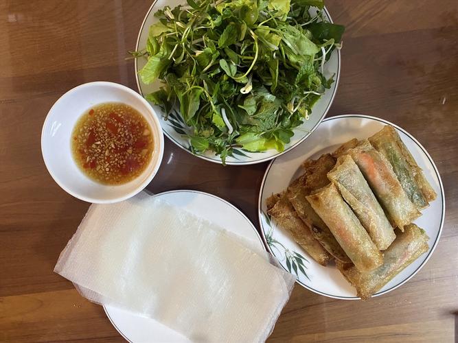 Đại biểu tham luận tại Tọa đàm