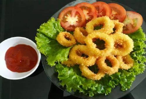 Nhiều học viên háo hức nhưng vẫn có phần lo lắng vì lần đầu tiên tham gia biểu diễn tại một lễ kỷ niệm trọng đại trong đời.