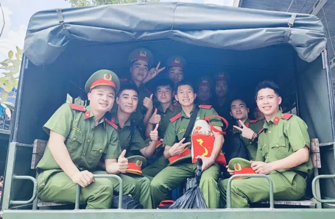 Những gương mặt trẻ lần đầu góp mặt trong ngày hội của non sông.
