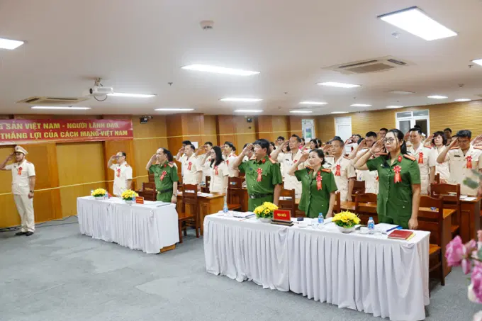 Các đại biểu dự Ev 888 Nhanh tay đăng ký