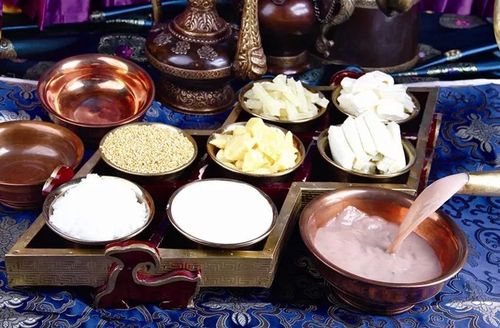 Thứ trưởng Trần Quốc Tỏ phát biểu tại chương trình.