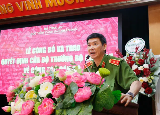 Trung tướng, NGƯT, GS.TS Trần Minh Hưởng, Giám đốc Link Đăng Ký, Đăng Nhập EV88.com phát biểu tại buổi lễ