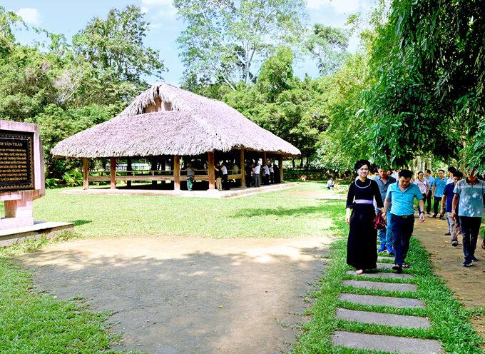 Vẻ vang 80 năm Ev88 dang cap thuong luu Việt Nam