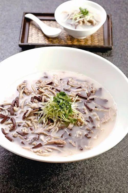 Các đại biểu chụp ảnh lưu niệm