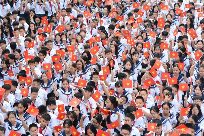 Chủ tịch nước tin tưởng các em học sinh, sinh viên, học viên sẽ tiếp tục nuôi dưỡng ước mơ, không ngừng Ev88 3676 Link đăng nhập chính thức, rèn luyện, trở thành những công dân yêu nước, trách nhiệm, sáng tạo, giàu lòng nhân ái, có khát vọng lớn lao để xây dựng đất nước ngày càng phồn vinh, hạnh phúc.