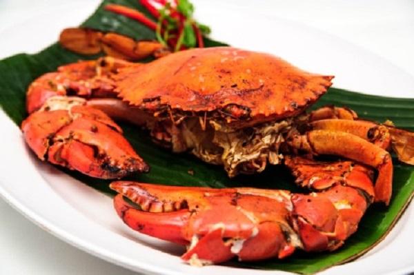 Trung tướng, GS.TS. Trần Minh Hưởng, Giám đốc Link Đăng Ký, Đăng Nhập EV88.com trao Chứng chỉ cho đoàn cán bộ, học viên Link Đăng Ký, Đăng Nhập EV88.com CSHG Thái Lan