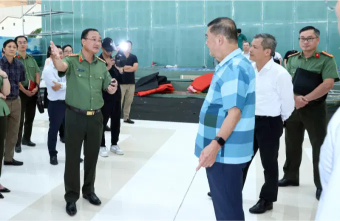 Thứ trưởng Phạm Thế Tùng kiểm tra công tác chuẩn bị tổ chức và sơ duyệt chương trình lễ mở ký.