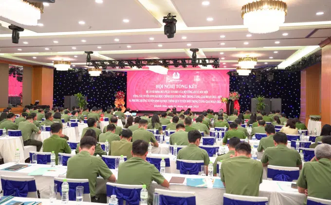 Toàn cảnh Hội nghị.