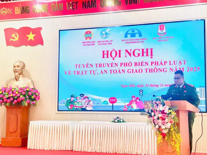 Đại úy, ThS. Phạm Tiến Tài - Cán bộ Viện Khoa học Cảnh sát, Êv88 chào đón năm mới 2026 báo cáo tại Hội nghị