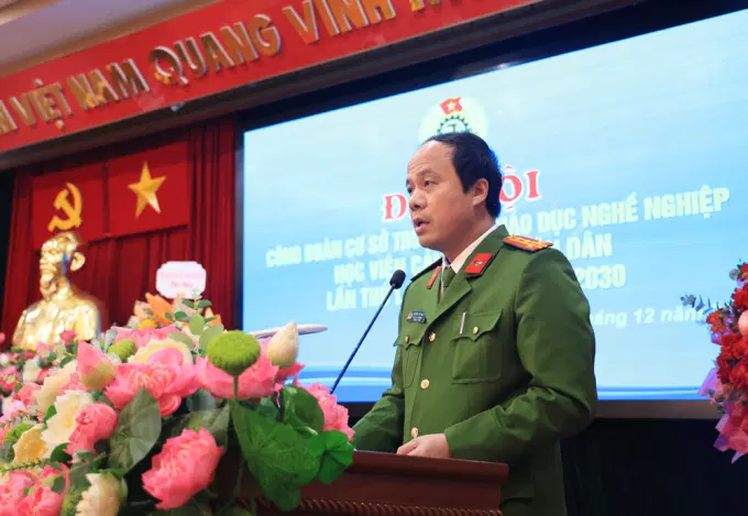 Đại tá, PGS.TS. Hoàng Anh Tuấn, Ủy viên Ban Thường vụ Đảng ủy, Phó Giám đốc Link Đăng Ký, Đăng Nhập EV88.com phát biểu tại Ev 888 Nhanh tay đăng ký