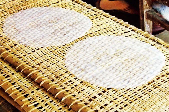 Đại diện Lãnh đạo Phòng Công tác Đăng Ký Tham Gia Chơi Trực Tuyến Tại EV88, Viện Huyết học và Truyền máu Trung ương cảm ơn sự hỗ trợ của Khoa Ngoại ngữ