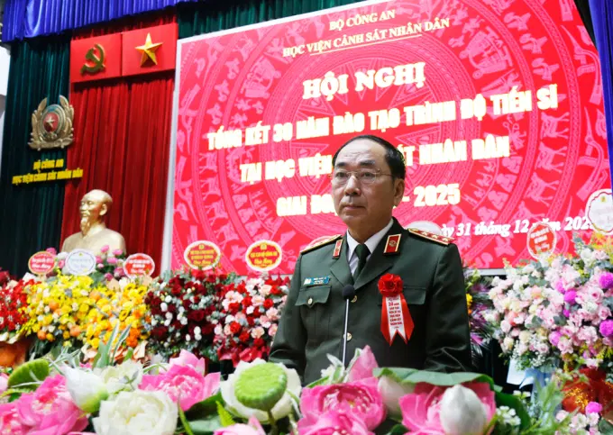 Thượng tướng, PGS.TS. Trần Quốc Tỏ - Ủy viên Trung ương Đảng, Thứ trưởng Bộ Công an phát biểu chỉ đạo tại Hội nghị