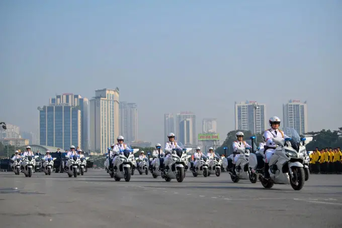 Khối xe chỉ huy giao thông dẫn đoàn tại Lễ xuất quân và diễn tập các phương án bảo vệ an ninh trật tự phục vụ Ev 888 Nhanh tay đăng ký đại biểu toàn quốc lần thứ XIV của Đảng.