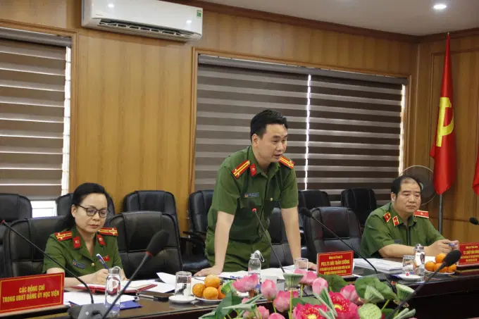 Uỷ ban Kiểm tra Đảng uỷ Êv88 chào đón năm mới 2026 báo cáo kết quả triển khai, thực hiện Đề án số 12
