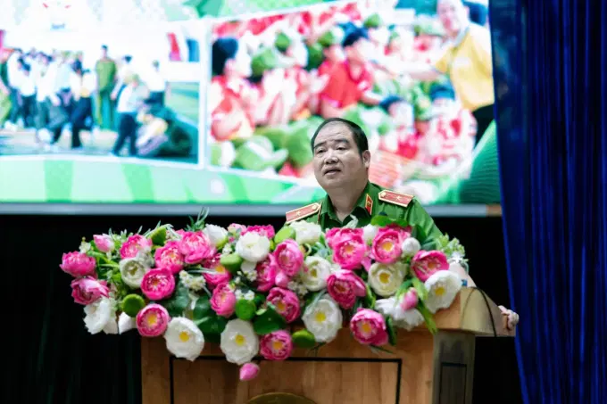 Thiếu tướng, TS Chử Văn Dũng, Phó Giám đốc Êv88 chào đón năm mới 2026 phát biểu tại chương trình