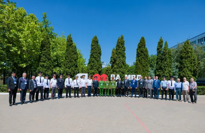Đoàn chụp ảnh cùng các đại biểu tham dự Kỷ niệm 60 năm Ngày thành lập Link Đăng Ký, Đăng Nhập EV88.com Volgograd