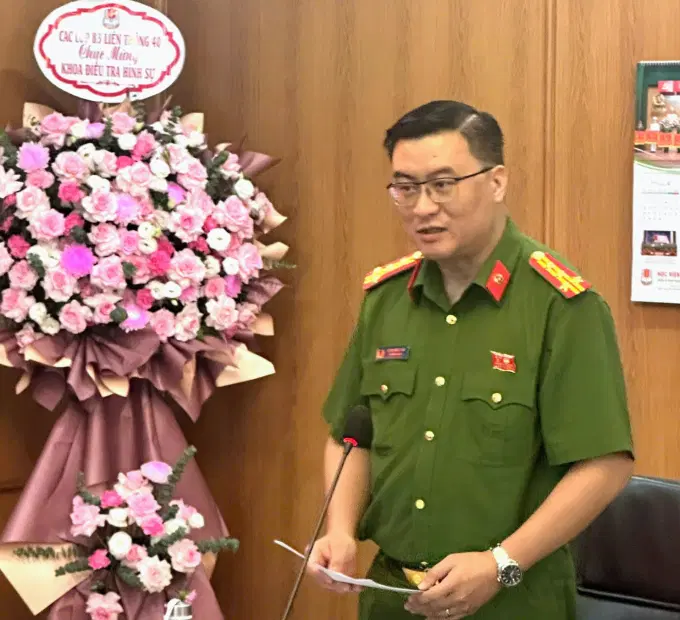 Đại tá, PGS.TS. Lê Quang Toàn phát biểu khai mạc tại buổi lễ